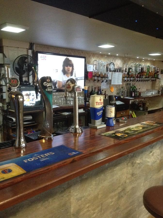 The Bear On The Square Millom Exterior foto