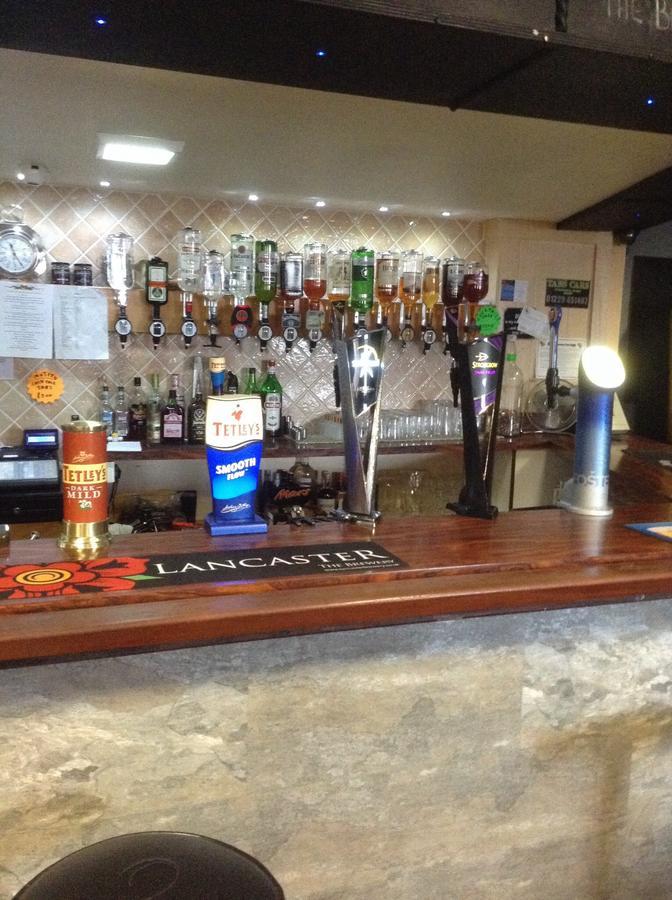 The Bear On The Square Millom Exterior foto